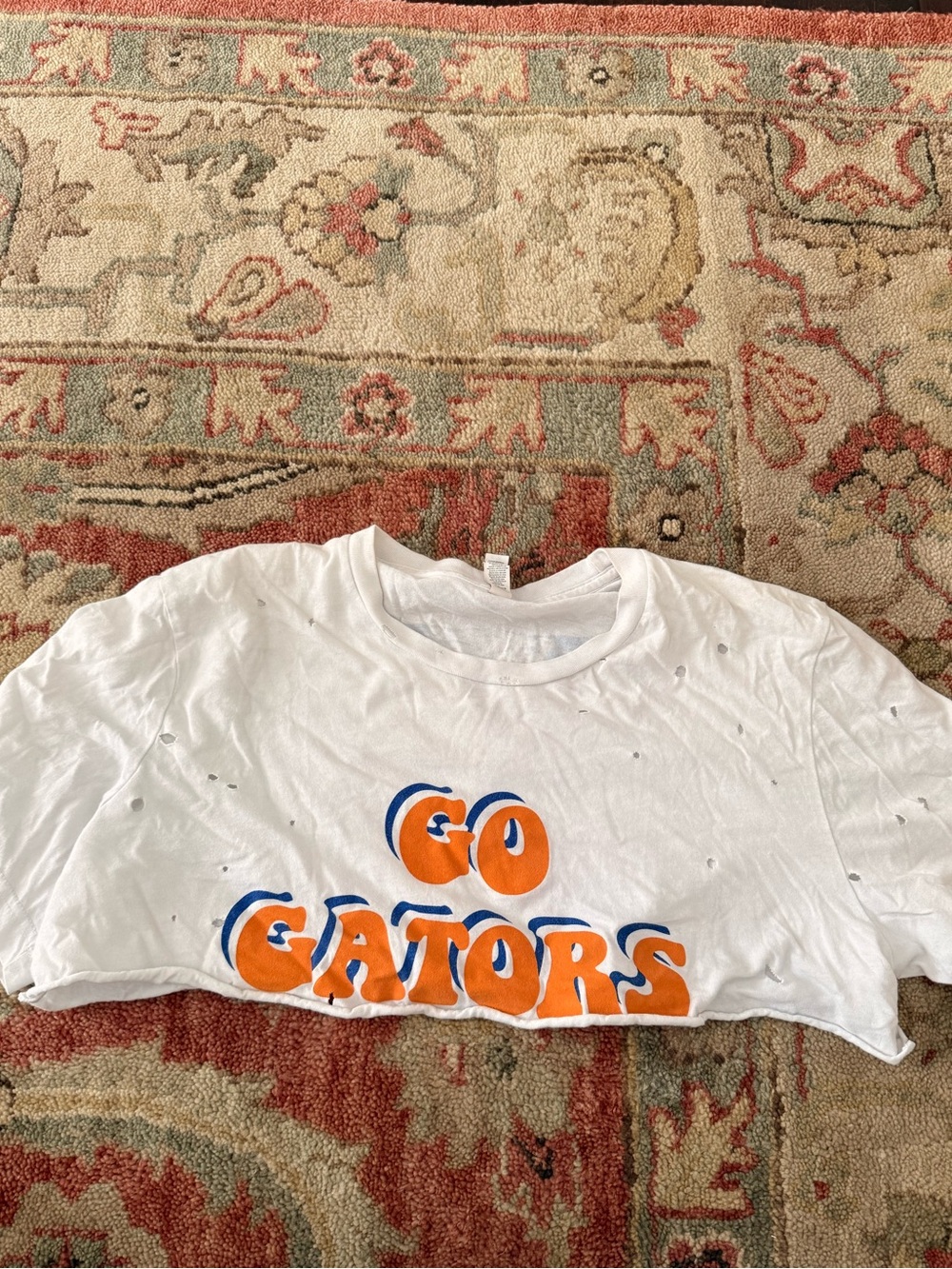 White "Go Gators" Short Sleeve Graphic Tee